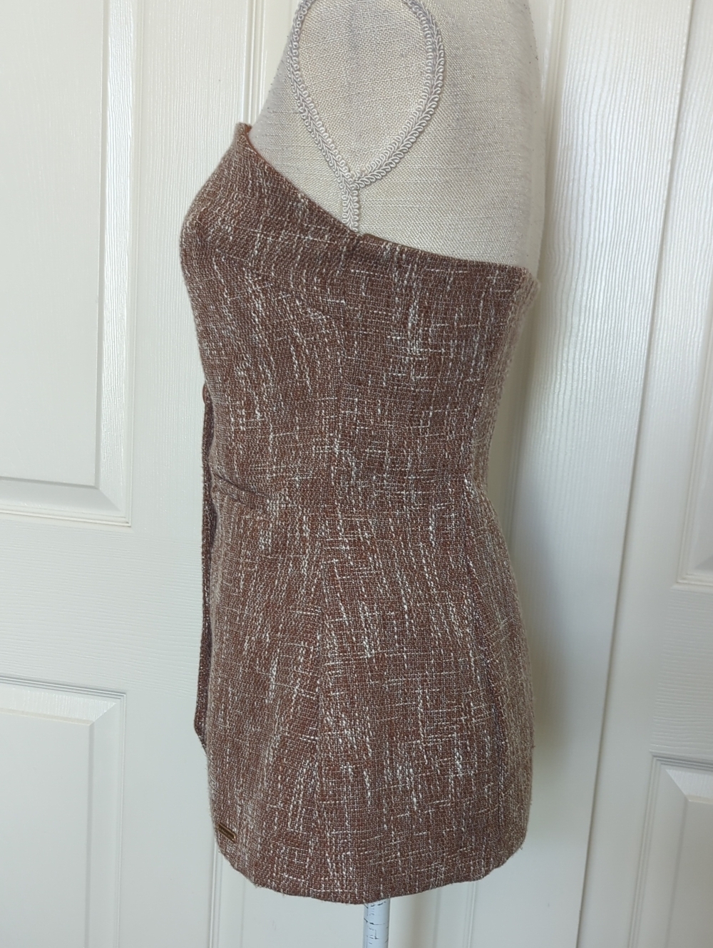Missguided Textured Buttoned Bandeau Vest with Pocket Detail - Picture 8 of 11